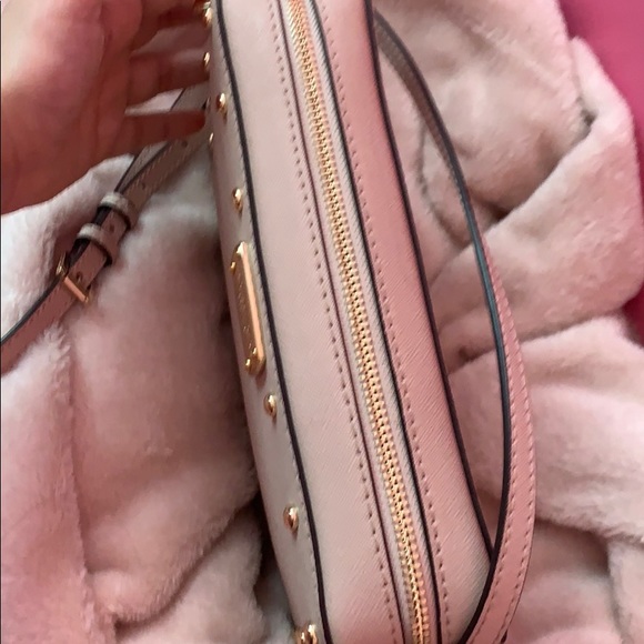 Michael Kors Crossbody Bag - Picture 3 of 6